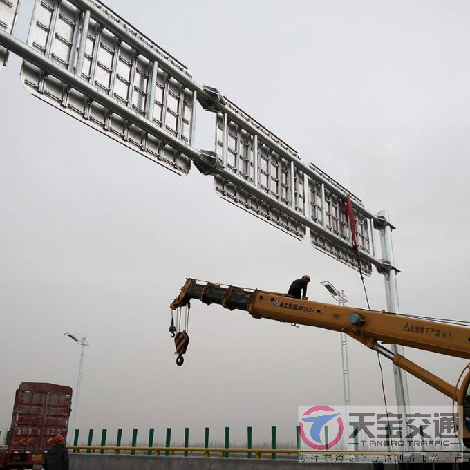 北京高速公路标志杆厂家 指引着人们安全行驶